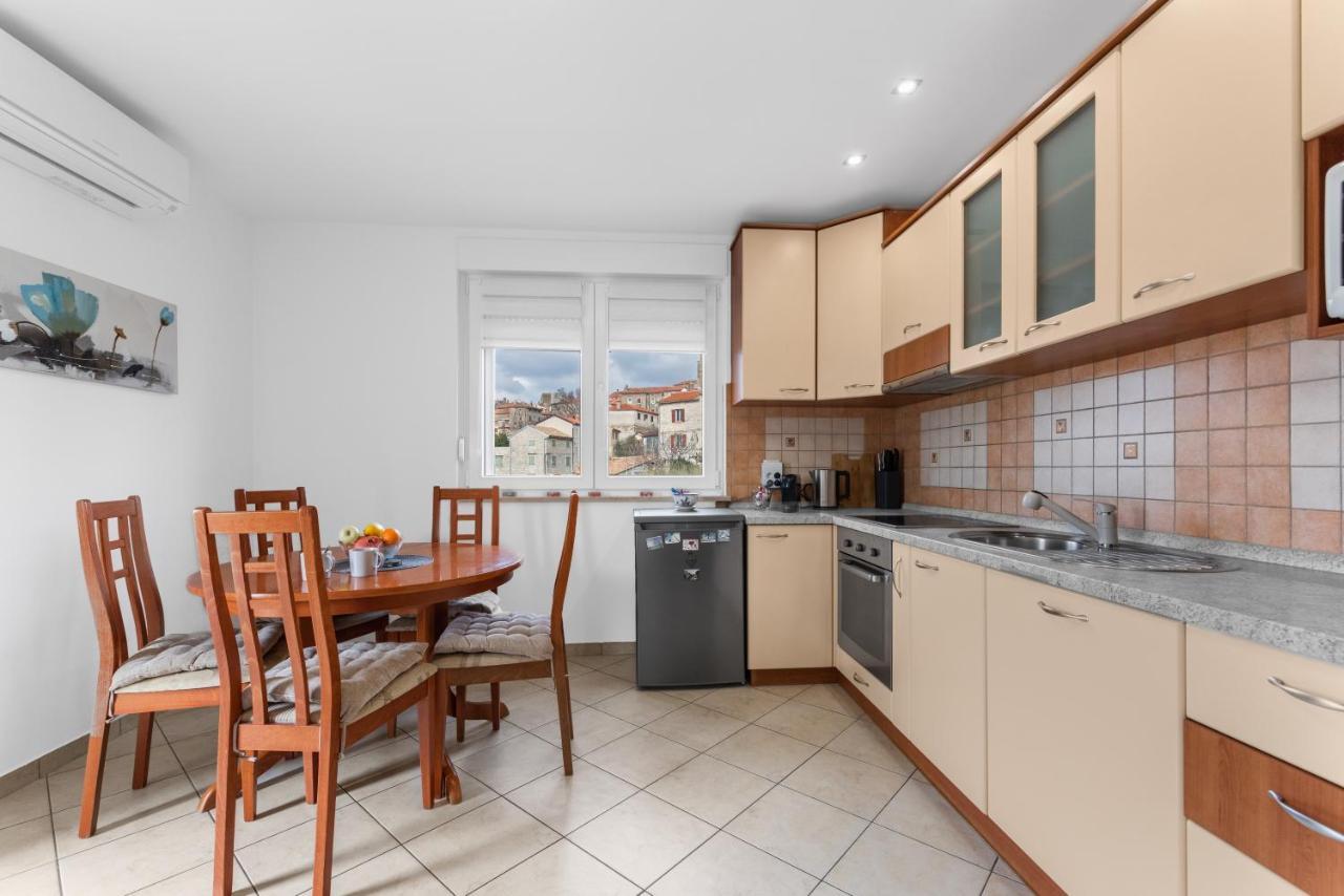 Apartment Mdm *